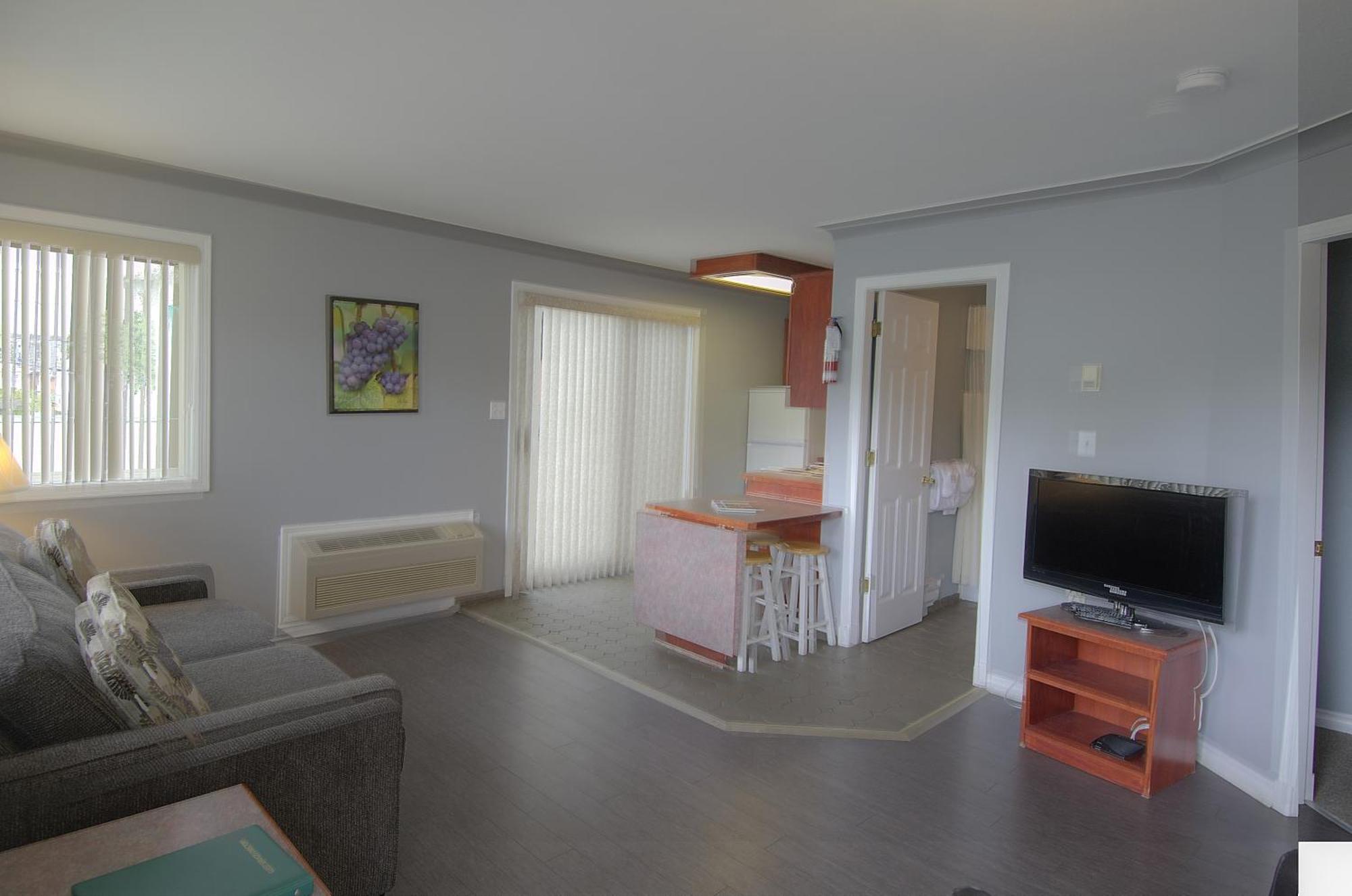 Tiki Shores Inn & Suites Penticton Kamer foto