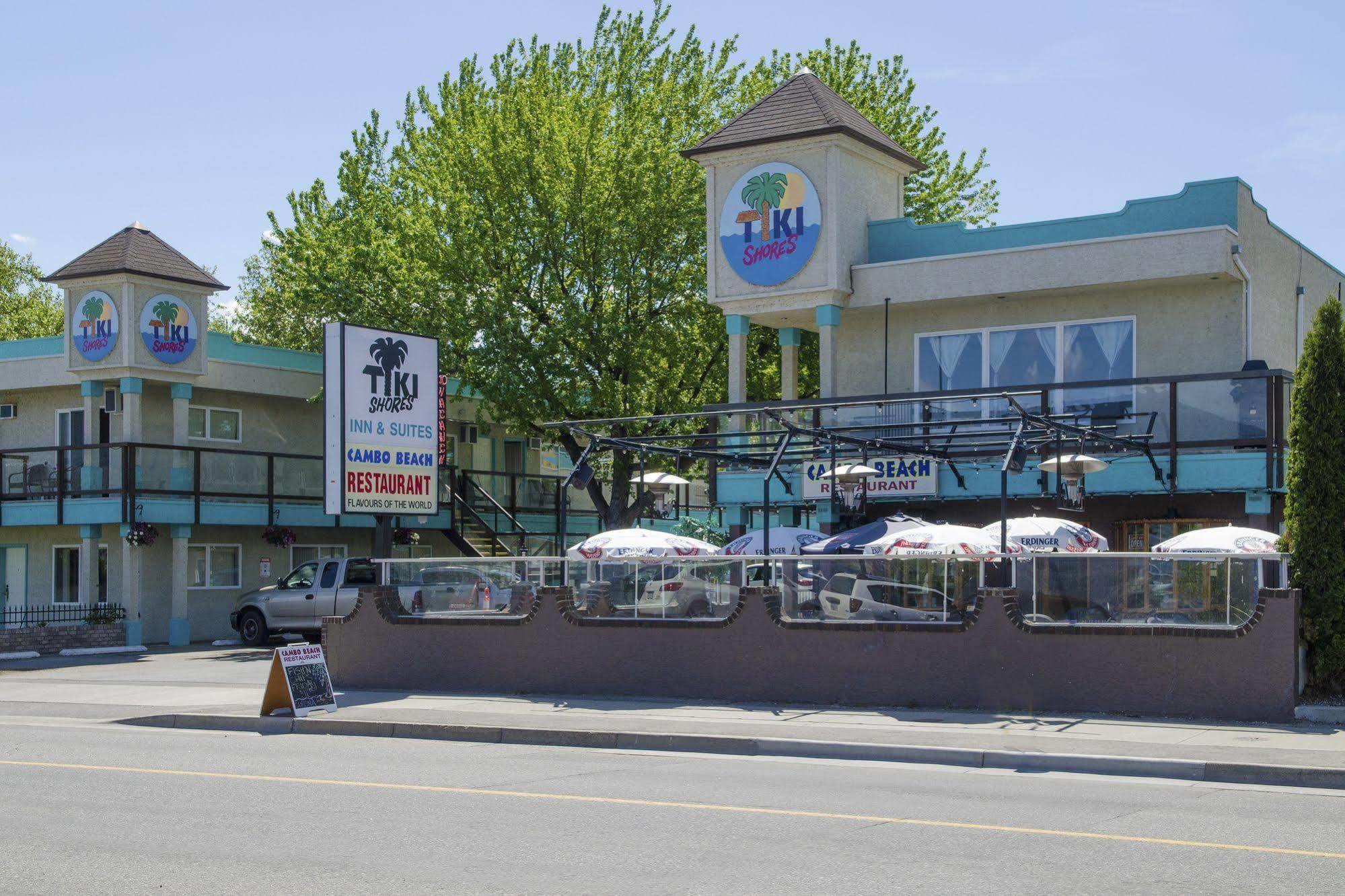 Tiki Shores Inn & Suites Penticton Buitenkant foto